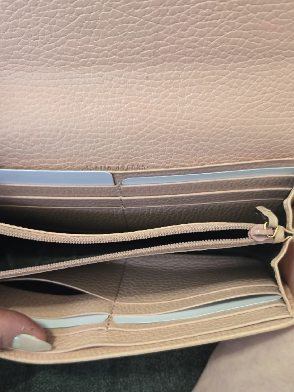 Gucci Blush Pink Pebbled Leather Continental Wallet with Gold GG - Picture 8 of 11